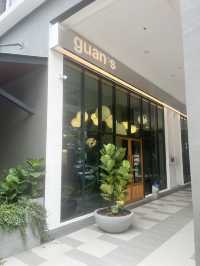A First Taste at Guan’s Café – Where Tradition Meets Modern Comfort