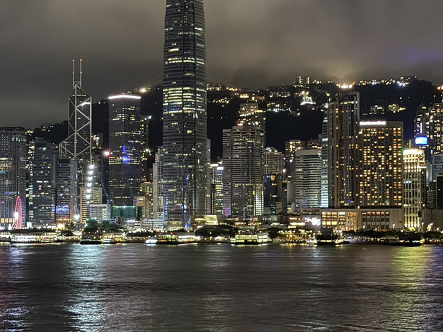 充滿驚喜嘅餐廳，仲有可以望晒香港最靚嘅景色