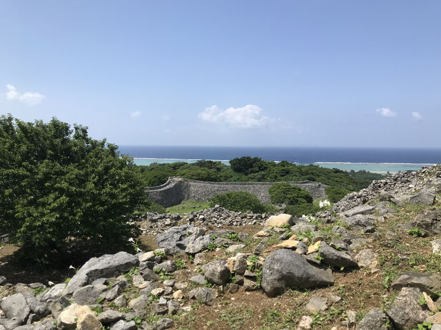 沖繩自由行（史跡 今歸仁城）海岸線可看到戰機飛過