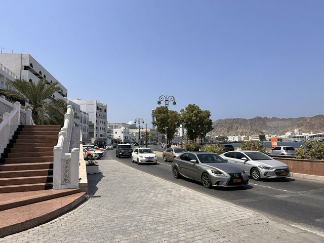 【Mutrah Beach & Corniche／ムトラ・ビーチ＆コーニッシュ】
