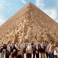 🐪 Exploring the Great Pyramids of Giza with the Umrah Travel Crew 🇪🇬