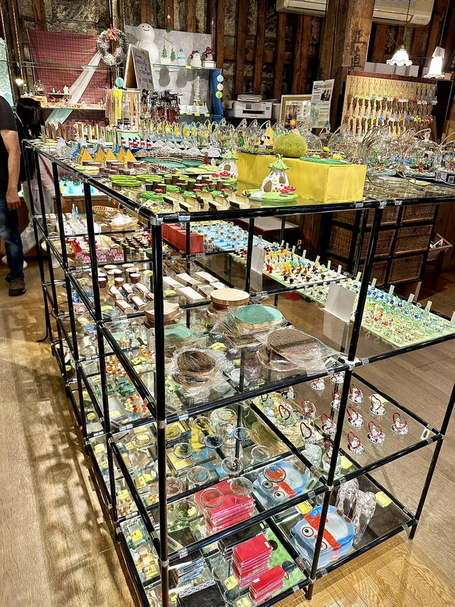 오타루 여행 중 유리 공예 상점!