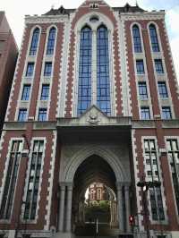 【東京田町 慶應大学三田キャンパスと慶應仲通り商店街】