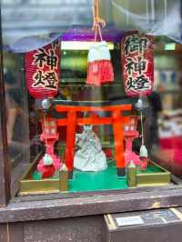 去京都摸下發達牛