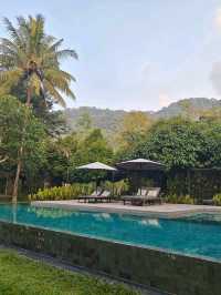 The Hidden Resort & Restaurant รีสอร์ทลับในป่า