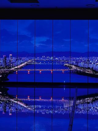 超壯美夜景無邊際泳池