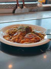 主打廣島燒同各種鐵板燒料理