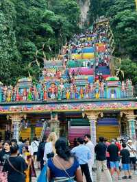 Sacred Heights: Batu Caves’ Spiritual Ascent 