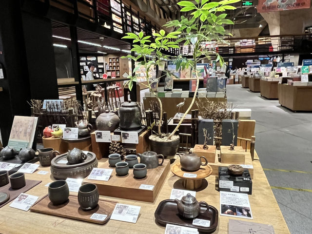 📚【方所 Fangsuo】A Hidden Gem Bookstore in Chengdu You Must Visit!✨