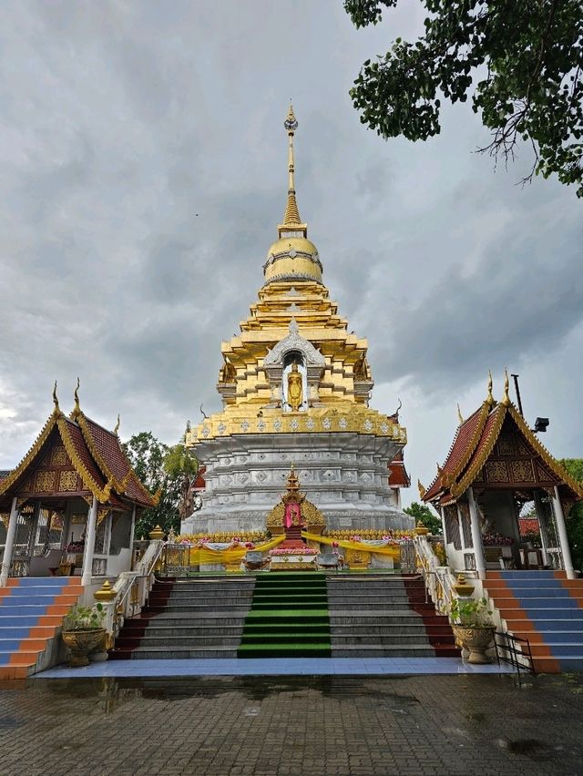 วัดพระธาตุดอยสะเก็ด | เชียงใหม่