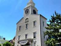 Coastal Charm of Cape Cod!
