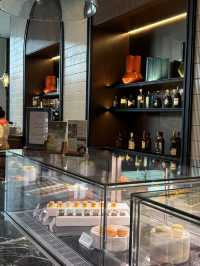 Loom & Leafs Lounge, Cozy and Elegant Coffee Lounge