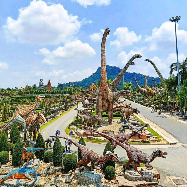Jungle and Dinosaur Surprises at Nong Nooch