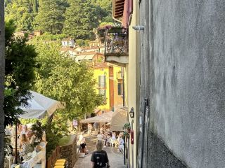 Lake Como Day Trip: Beautiful, But Be Warned! ⚠️ stunning