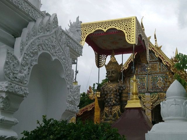 วัดสวย..วัดมิ่งเมือง เชียงราย