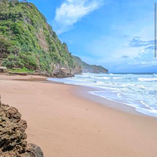 Pantai Seruni, Gunungkidul (Yogyakarta)
