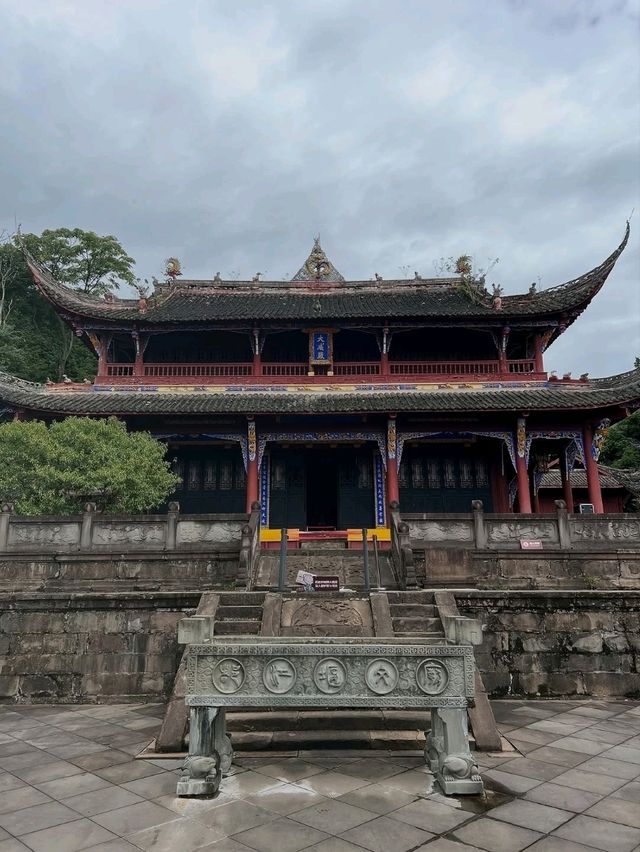 Dujiangyan Is Where Nature and Ancient Engineering Just Flex
