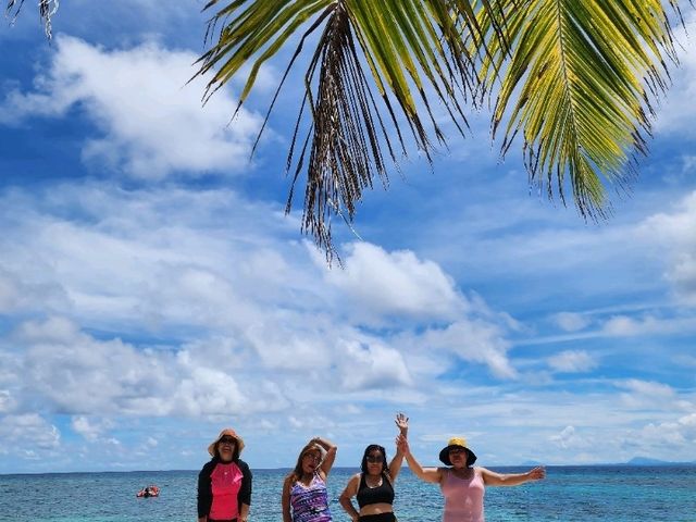 LEYTE: KALANGGAMAN ISLAND