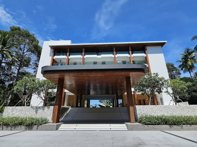 โรงแรมรักทะเล ขนอม 🏝️
