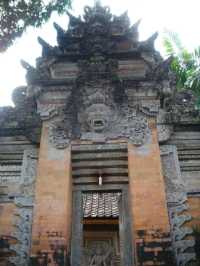 藝術與歷史文化地標交織的峇里島之心#烏布皇宮（Puri Saren Agung）-印度尼西亞峇里島