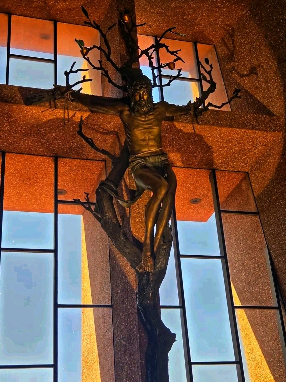 ⛪ Chapel of the Holy Cross – A Spiritual Landmark in Sedona 🌄✨🇺🇸