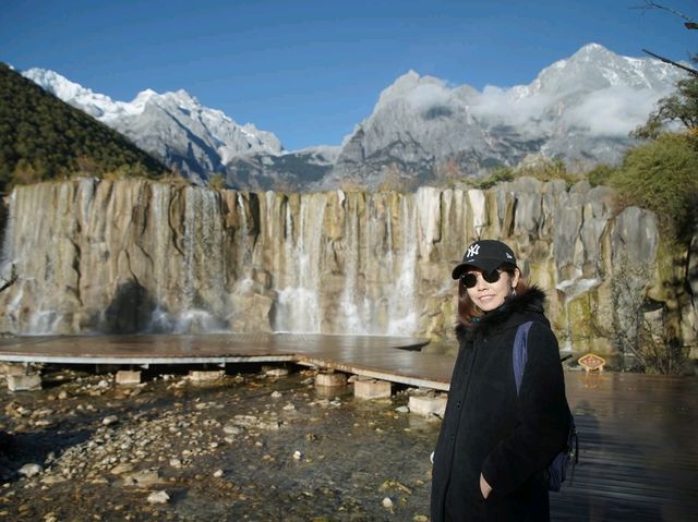 หุบเขาพระจันทร์สีน้ำเงิน (Blue Moon Valley)