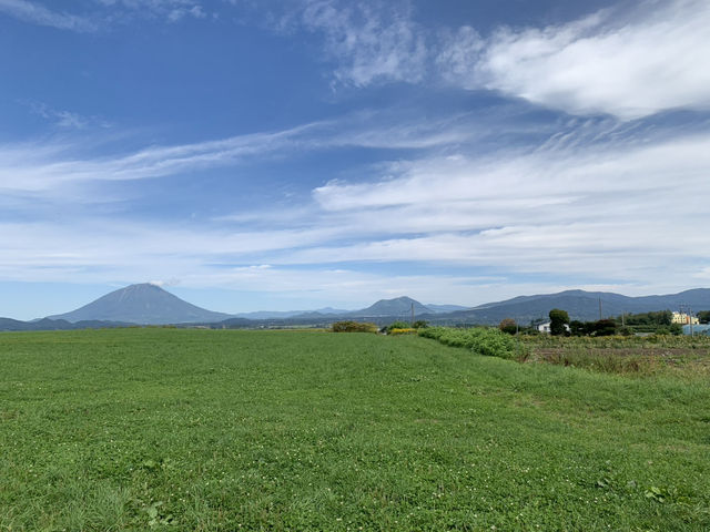 洞爺湖周邊農場自製義式冰淇淋遠眺羊蹄山 洞爺湖周邊農場自製義式冰淇淋遠眺羊蹄山