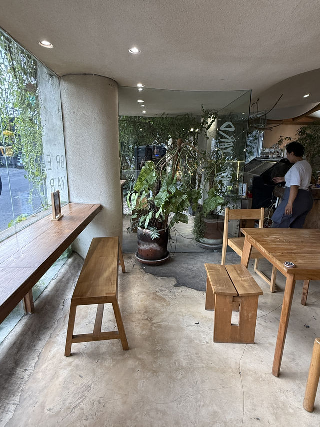 🎶 Sweet Evenings at Bread Yard, Seminyak 🎶 Sweet Evenings at Bread Yard, Seminyak