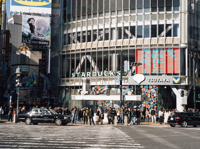 STARBUCKS SHIBUYA — The Best View of the World’s Busiest Crossing