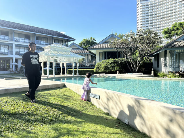 โรงแรมสวยคลาสิก ติดทะเล ส่วนตัวมาก