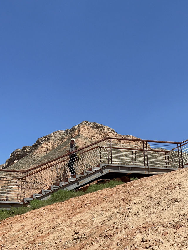 🌈 Shuimo Danxia — ภูเขาสีรุ้งกลาง Lanzhou 🌈 Shuimo Danxia — ภูเขาสีรุ้งกลาง Lanzhou