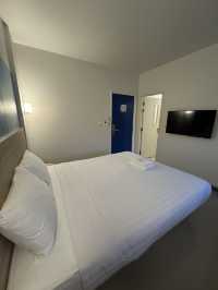 พักง่าย สบายกระเป๋า ที่ประจวบต้อง Hop Inn เท่านั้น