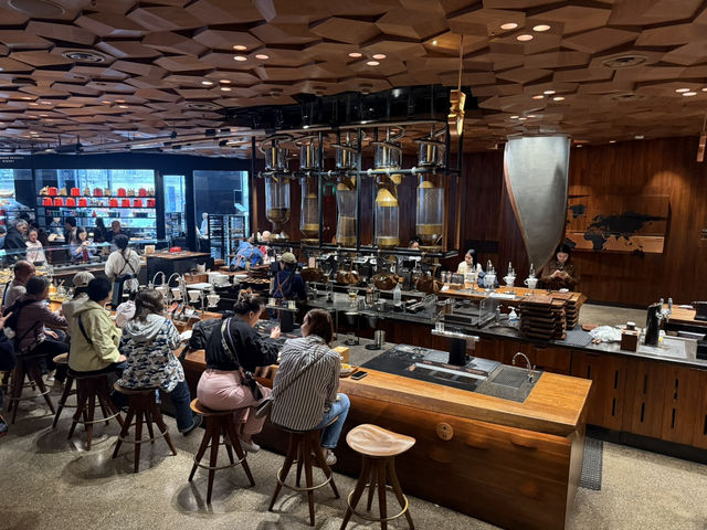 전세계에 6개뿐인 스타벅스 리저브 로스터리! 여기도 있어요 전세계에 6개뿐인 스타벅스 리저브 로스터리! 여기도 있어요