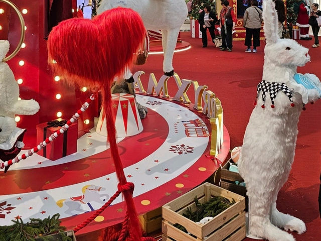 台北101的耶誕季,城市裡最亮的一顆星 ✨ 台北101的耶誕季,城市裡最亮的一顆星 ✨