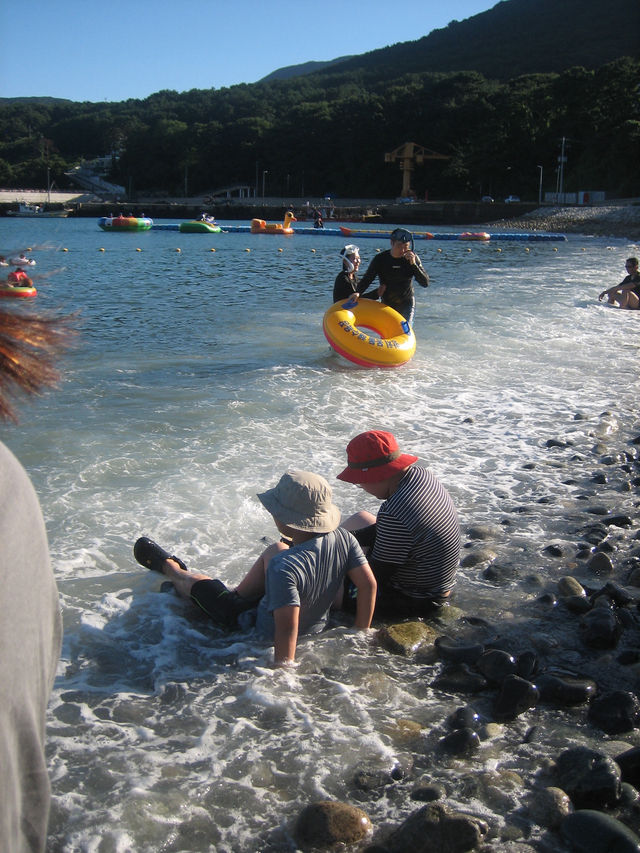파도와 돌멩이 속 힐링, 거제 몽돌해변 파도와 돌멩이 속 힐링, 거제 몽돌해변