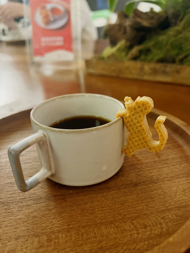 民生社區｜公園、鳳梨酥與潮流咖啡🍍