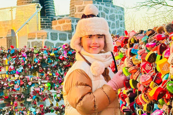 Couples must visit and lock their love at Korea's iconic spot
