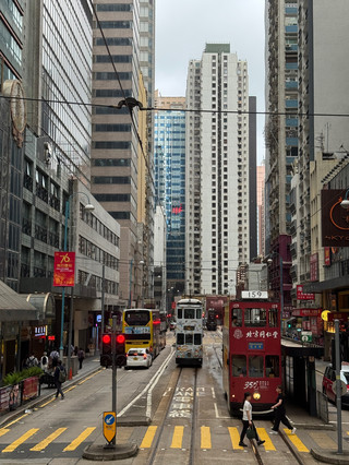 香港的「叮叮」:復古美學融入軌道 | 🇭🇰😍🚋