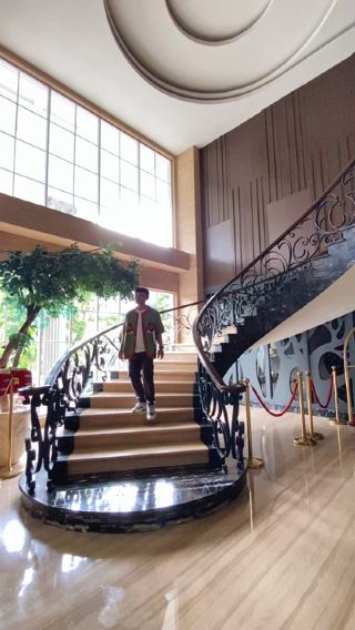 stay di belviu hotel type kamar family room