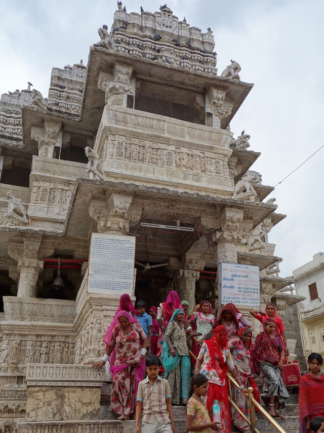 Exploring Udaipur: A City of Lakes and Palaces