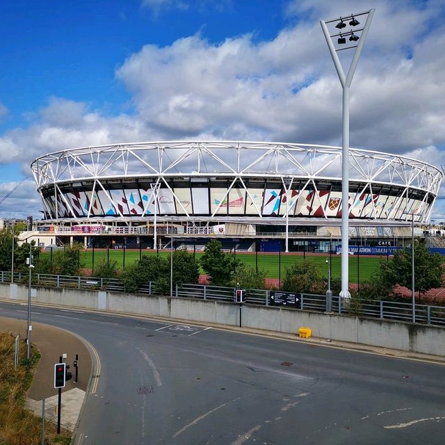 Exploring East London: Canary Wharf, Olympic Park, and Greenwich