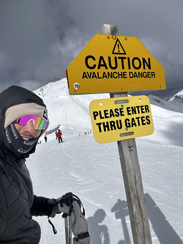 Save $100 when skiing in Canada 🇨🇦 