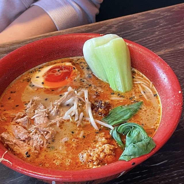 London🇬🇧Bold Flavours at Bone Daddies – A Must-Try Ramen in London! 🍗🔥 🍜
