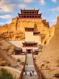 🎨 Mogao Caves – The Thousand Buddhas Hidden in the Desert