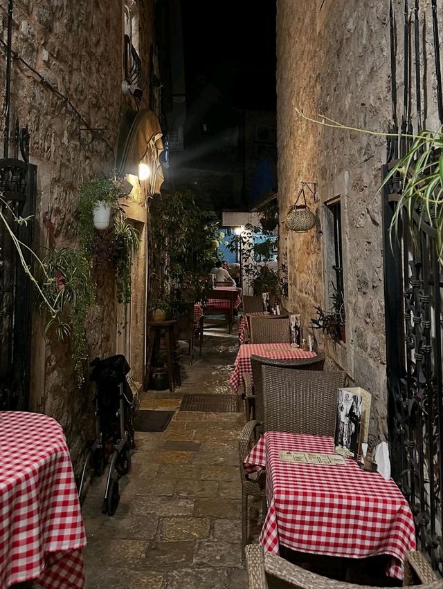 Top Summer Attractions in Budva, Montenegro You Can’t Miss! 🏖️ Top Summer Attractions in Budva, Montenegro You Can’t Miss! 🏖️