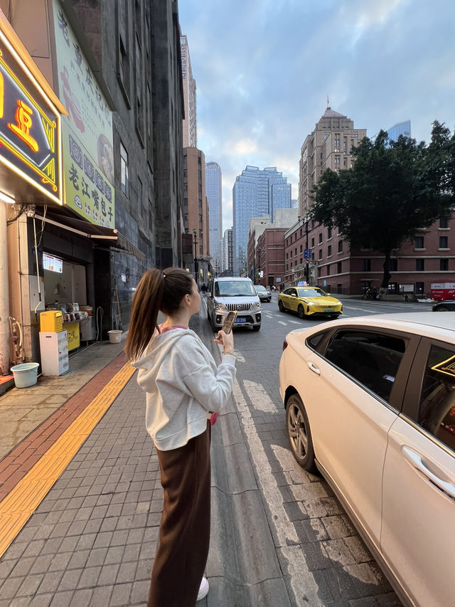 🌆 Чунцин — город, который удивляет с первой минуты.