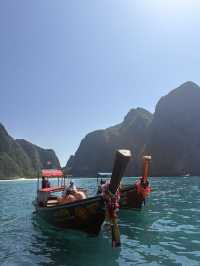 Phi Phi Islands Trip Report — For Anyone Who Wants to Be a Beautiful Christmas Cliché 🎄🌴