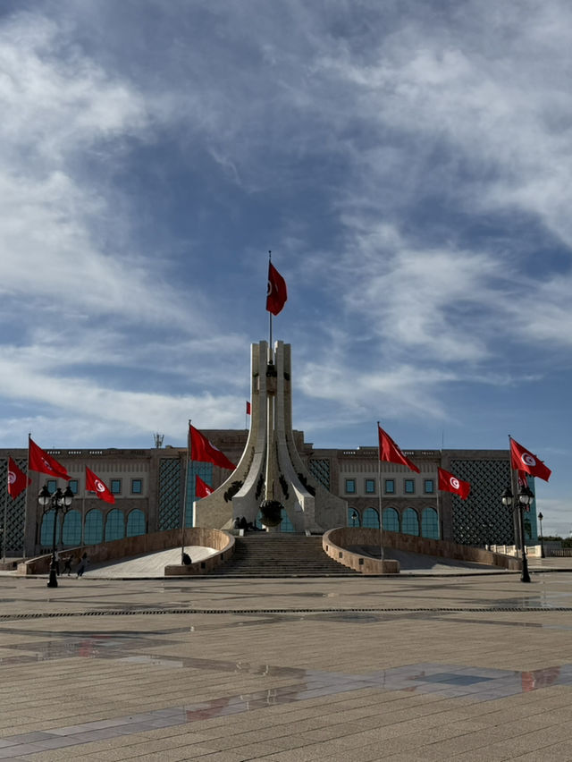 «Открой Тунис глазами GPT: от отеля Victoria до …