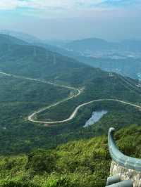 終於爬山了這個深圳版“千島湖”，就是有點廢腿