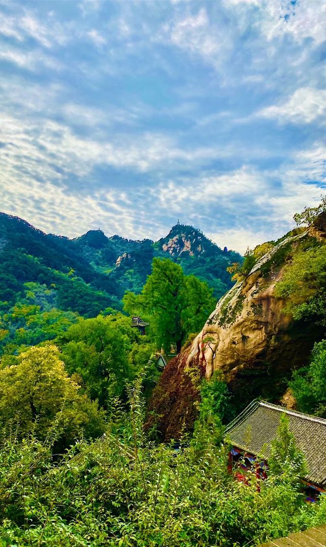 千山，辽東第一山